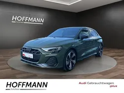 Distriktgrün metallic Gebraucht 2025 Audi A3 S-Line | 43.990 €