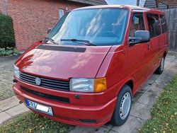 Rot Gebraucht 1995 VW Caravelle Van / Kleinbus | 6.499 €