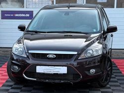 Rot Gebraucht 2008 Ford Focus Titanium Limousine | 2.490 € (Guter Preis)