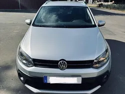 Silber Gebraucht 2010 VW Polo Cross Kleinwagen | 5.300 € (Fairer Preis)