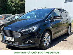 Schwarz Gebraucht 2015 Ford S-MAX Titanium Van / Kleinbus | 14.490 € (Teuer)