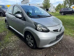 Silber Gebraucht 2007 Toyota Aygo Cool Kleinwagen | 3.290 € (Etwas zu teuer)