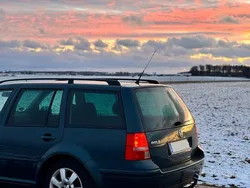 Grün Gebraucht 2004 VW Golf IV Kombi | 3.200 € (Etwas zu teuer)