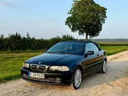 Schwarz Gebraucht 2002 BMW 330 Cabriolet Sport Line Cabrio | 12.900 € (Fairer Preis)