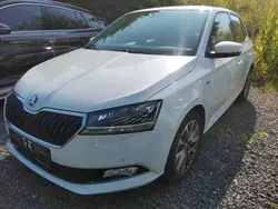 Weiß Gebraucht 2021 Skoda Fabia Best of Limousine | 15.990 € (Guter Preis)