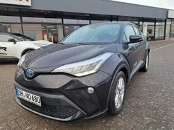 Mysticschwarz mica (metallic) Gebraucht 2023 Toyota C-HR Business Edition SUV | 25.390 € (Fairer Preis)