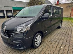 Schwarz Gebraucht 2017 Renault Trafic Van | 19.111 €