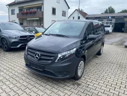 Schwarz Gebraucht 2024 Mercedes Vito Van / Kleinbus | 42.721 €