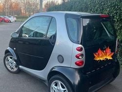 Schwarz Gebraucht 2001 Smart ForTwo Coupé Coupé | 800 € (Fairer Preis)