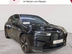 Saphirschwarz metallic Gebraucht 2022 BMW iX Shadowline SUV | 52.090 € (Superpreis)