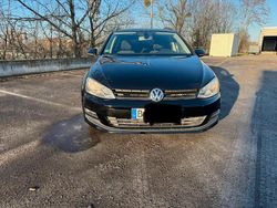 Schwarz Gebraucht 2014 VW Golf VII Kombi | 4.300 € (Fairer Preis)