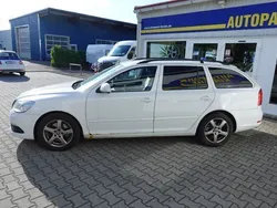 Weiß Gebraucht 2009 Skoda Octavia RS Kombi | 2.900 € (Fairer Preis)