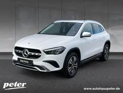 Digitalweiß Gebraucht 2024 Mercedes GLA220 Advanced SUV | 41.610 € (Superpreis)
