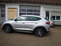 Grau Gebraucht 2018 Hyundai Tucson Passion SUV | 16.800 € (Fairer Preis)