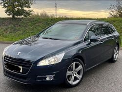 Blau Gebraucht 2014 Peugeot 508 GT Kombi | 13.500 €