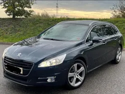 Blau Gebraucht 2014 Peugeot 508 GT Kombi | 13.700 €