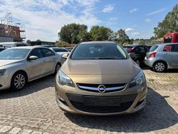 Braun Gebraucht 2013 Opel Astra Active Kombi | 3.650 € (Guter Preis)