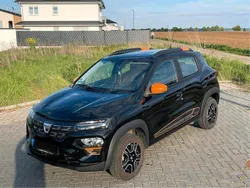 Schwarz Gebraucht 2022 Dacia Spring Kleinwagen | 9.999 € (Guter Preis)