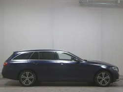 Blau Gebraucht 2021 Mercedes E220 Avantgarde Kombi | 24.980 € (Superpreis)