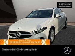 Weiß Gebraucht 2021 Mercedes A200 Progressive Limousine | 25.990 € (Fairer Preis)
