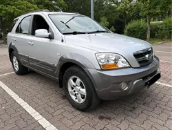 Grau Gebraucht 2009 Kia Sorento SUV | 3.450 € (Etwas zu teuer)