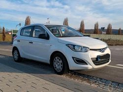 Weiß Gebraucht 2014 Hyundai i20 Kleinwagen | 4.200 € (Guter Preis)