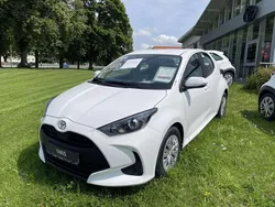 Schneeweiß Neu 2025 Toyota Yaris Hybrid Comfort Kleinwagen | 23.999 €