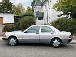 Silber Gebraucht 1991 Mercedes 190 Limousine | 4.150 €