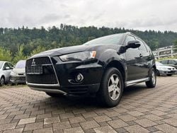 Schwarz Gebraucht 2009 Mitsubishi Outlander Invite SUV | 4.950 € (Guter Preis)
