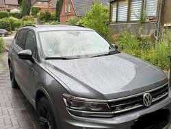 Grau Gebraucht 2020 VW Tiguan Allspace Highline SUV | 29.949 € (Fairer Preis)