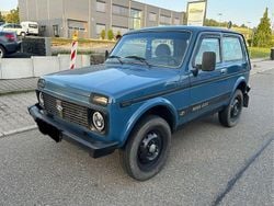 Blau Gebraucht 2008 Lada niva SUV | 6.900 € (Etwas zu teuer)