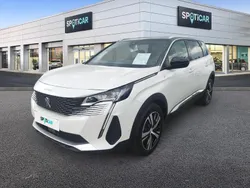 Weiß Gebraucht 2024 Peugeot 5008 GT Van / Kleinbus | 28.890 € (Guter Preis)