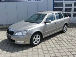 Beige Gebraucht 2011 Skoda Octavia Family Kombi | 3.950 € (Guter Preis)
