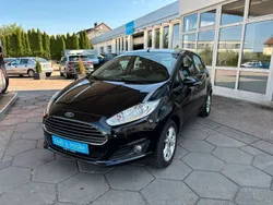 Schwarz Gebraucht 2015 Ford Fiesta Trend Kleinwagen | 5.490 € (Fairer Preis)