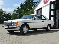 Weiß Gebraucht 1978 Mercedes 230 Coupé | 17.900 €