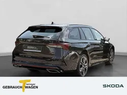 Schwarzmagic perleffekt Gebraucht 2022 Skoda Octavia RS Kombi | 34.880 € (Fairer Preis)