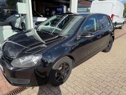 Schwarz Gebraucht 2011 VW Golf VI Style Kleinwagen | 11.250 € (Teuer)