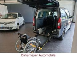 Grau Gebraucht 2016 Citroën Berlingo Van / Kleinbus | 22.900 €