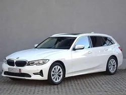 Alpinweiss Gebraucht 2020 BMW 318 Advantage Kombi | 21.980 € (Fairer Preis)