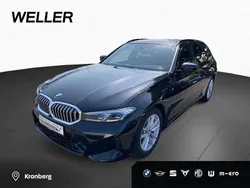 Black sapphire (schwarz) Gebraucht 2024 BMW 320 M Sport Kombi | 43.950 € (Fairer Preis)