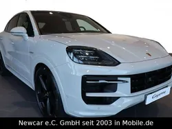 3h kreide Neu 2025 Porsche Cayenne SUV | 135.541 € (Superpreis)
