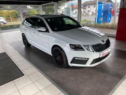 Weiß Gebraucht 2019 Skoda Octavia RS Kombi | 20.290 € (Guter Preis)