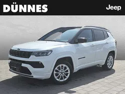 Weiß Gebraucht 2022 Jeep Compass SUV | 29.990 € (Etwas zu teuer)