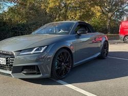 Grau Gebraucht 2015 Audi TT Roadster Ambiente Cabrio | 22.800 € (Fairer Preis)