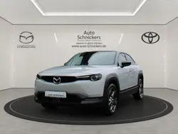 Weiss Gebraucht 2020 Mazda MX30 Sky SUV | 16.240 € (Etwas zu teuer)