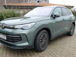 Grün Gebraucht 2024 VW Tiguan Goal SUV | 36.500 € (Superpreis)