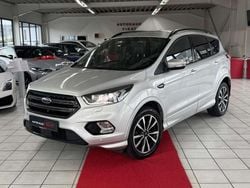 Silber Gebraucht 2019 Ford Kuga ST-Line SUV | 15.449 € (Guter Preis)