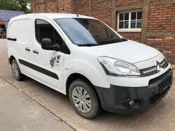 Weiß Gebraucht 2015 Citroën Berlingo Van / Kleinbus | 8.000 €
