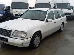 Weiß Gebraucht 1994 Mercedes 200 Kombi | 1.999 €