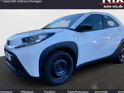 Schneeweiß Neu 2024 Toyota Aygo Play Kleinwagen | 16.780 €